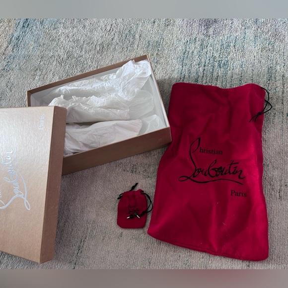 Christian Louboutin Décolleté 554 100 patent-leather pumps - Picture 3 of 7